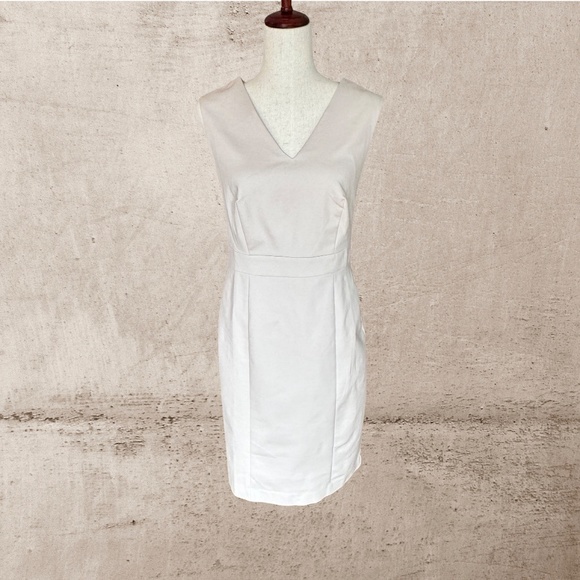 Ann Taylor Dresses & Skirts - NWT Ann Taylor Double V Seamed Sheath Bi-Stretch Pebble Gray Melange Size 4